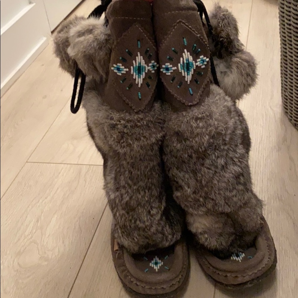 Original Mukluk size 8 women’s